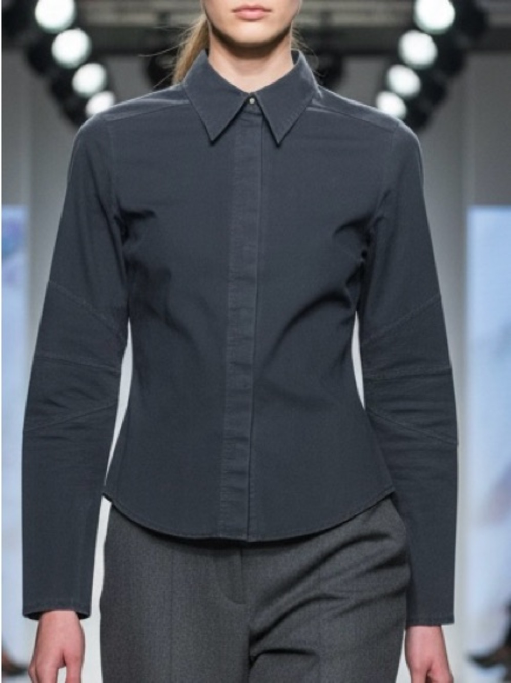 Black Fitted Button-Down Blouse - Size S 95% Cotton 5% Elastane